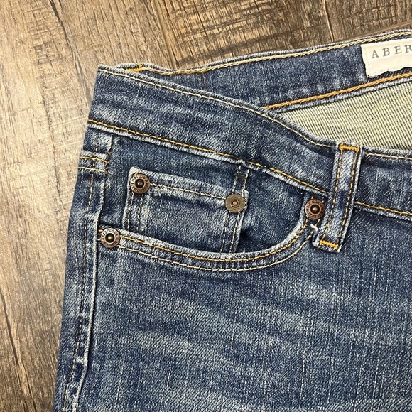 Abercrombie & Fitch Blue Jeans Pants Denim ((size 2S)) - Picture 5 of 8